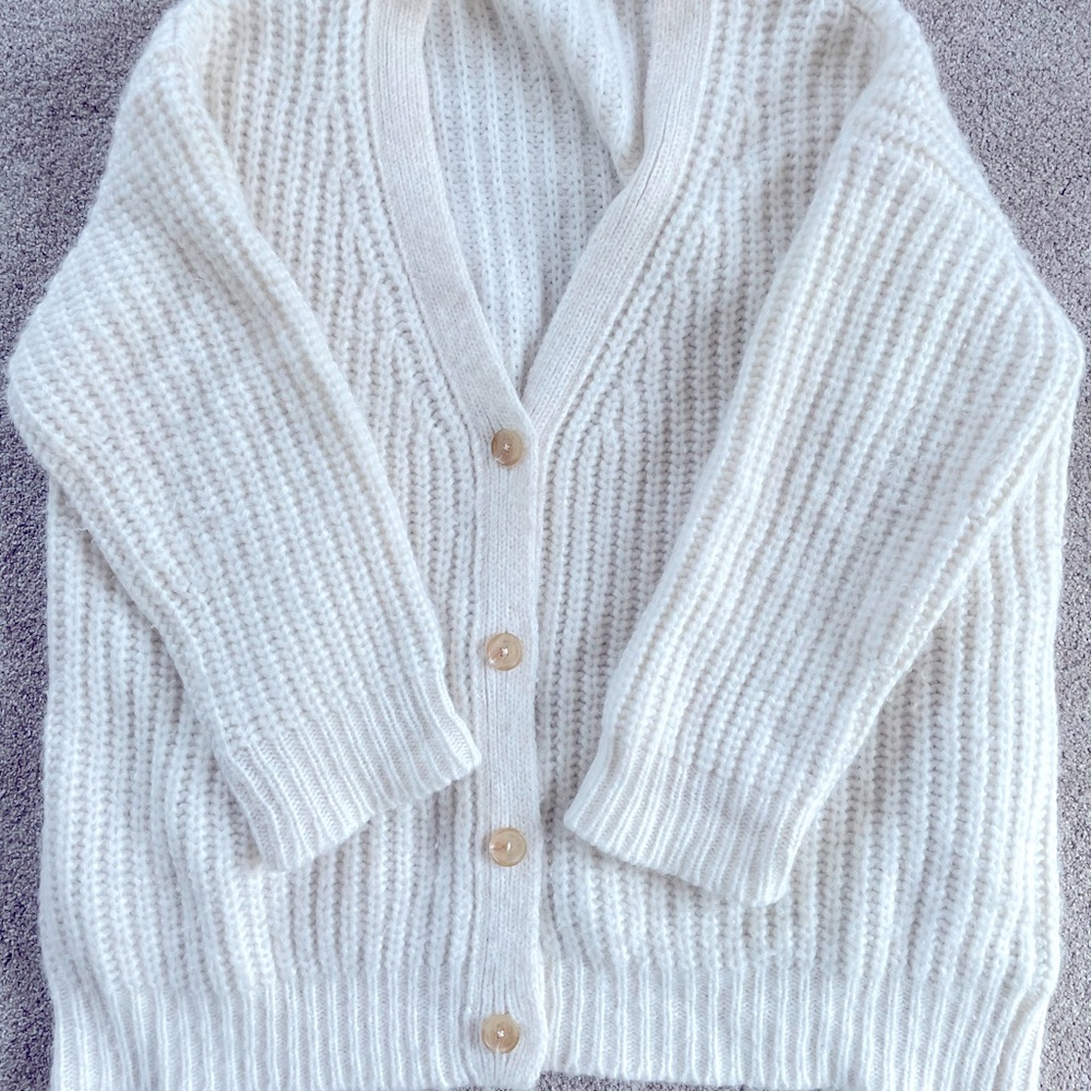 Gently worn Jenni Kayne Alpaca Cocoon Cardigan.